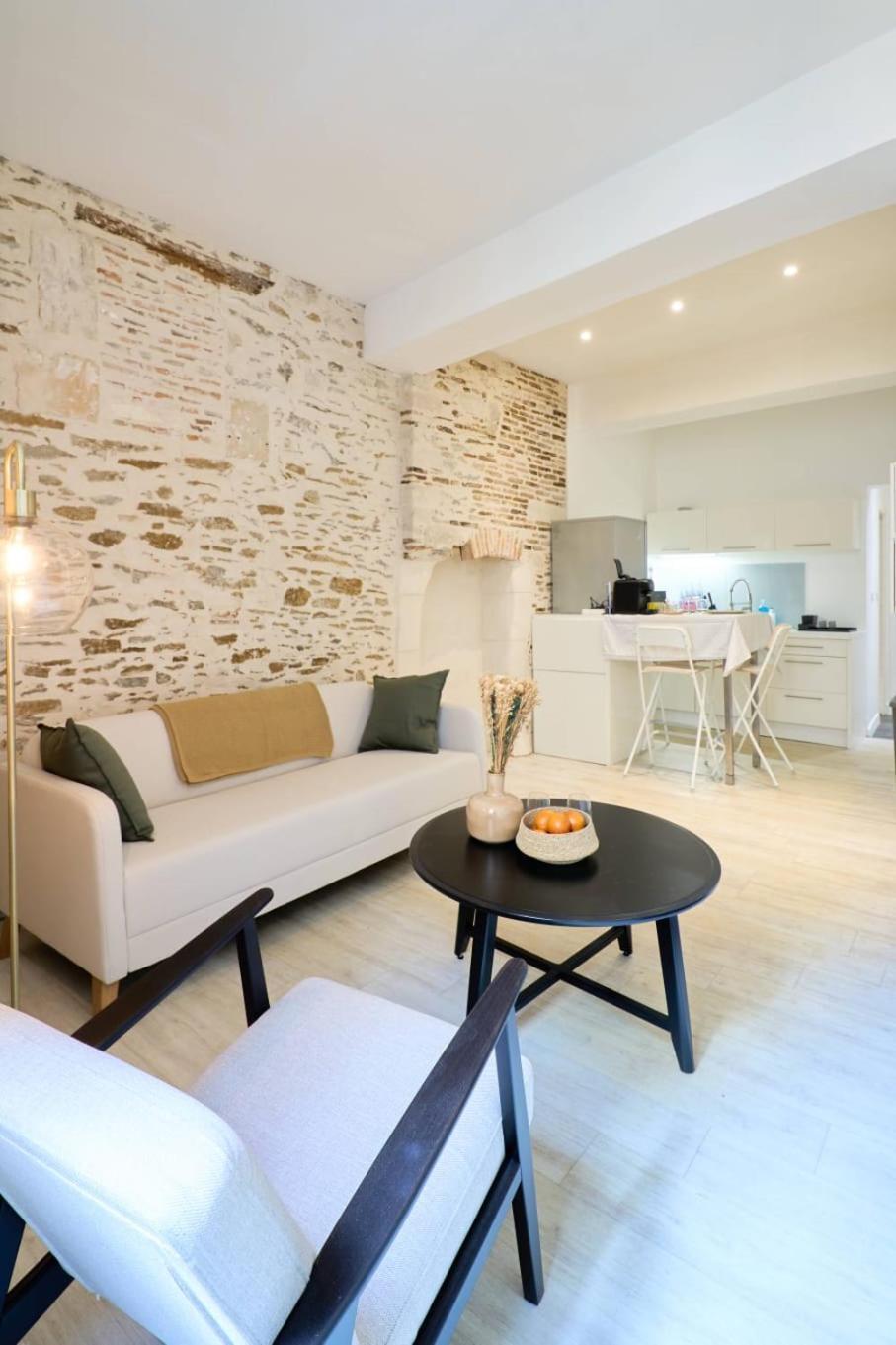 La Loge Des Carmelites Coeur De Nantes Wifi Apartman Kültér fotó